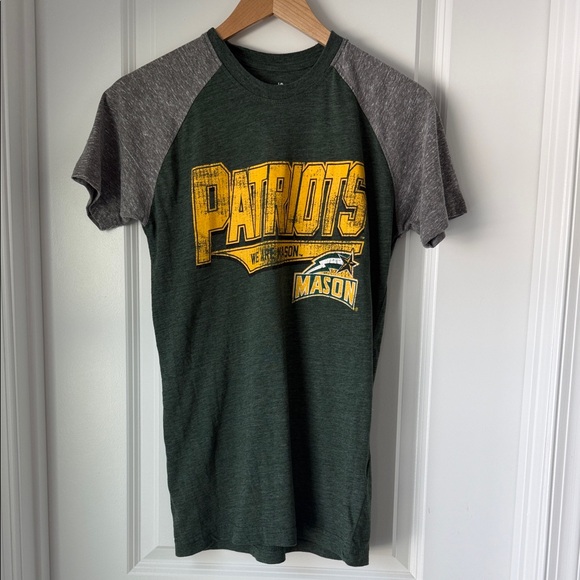 Knights Apparel Tops - EUC. George Mason University T Shirts